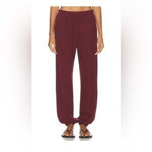 $295 Eterne boyfriend lightweight French Terry pocket sweatpants in oxblood, S